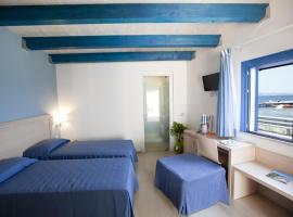 Sunset Beach, hotel din Marausa