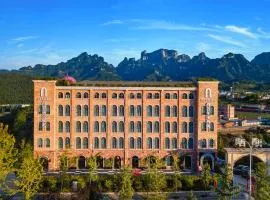 ROY Sean Castle Resort Inn-Zhangjiajie Tianmenshan Cableway Branch
