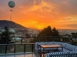 Bricks Hotel, hotel di Tbilisi City