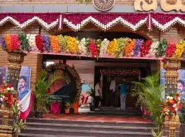 Hotel Sarovaras Legacy