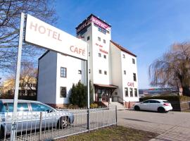 A picture of the hotel: Garni-Hotel An der Weide