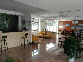 Shell Linzhi Bayi Area G318 Shuangyong Road Hotel