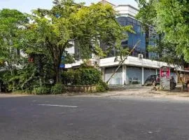 SPOT ON 90147 Gosepa Ambengan Plaza