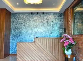 Neo cafe and hotel 2