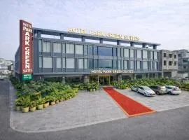 Hotel Park Green Suites Near Delhi Airport