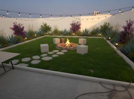 Askar Villa With Sea View, готель 