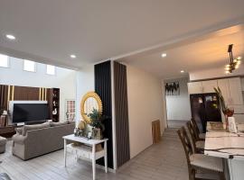 Modern 4-Bedroom House in Apia, hotel u gradu 'Apia'