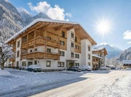 Hotel Kärntnerhof by keyone, hotel em Heiligenblut