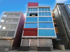 Super Townhouse Madhyamgram Chowmatha Bus Terminal Kolkata Formerly Star Guest House