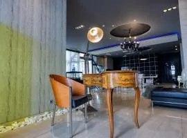 Gallery Art Hotel