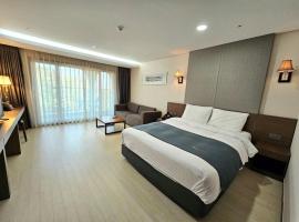 Hotel Thesoom Forest: Yongin şehrinde bir otel
