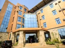 HABOR HOTEL AND SUITEs