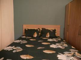 T2 fonctionnel, à 5 minutes de la plage, hotel in Dzaoudzi