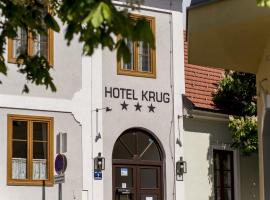 Hotel Krug، فندق في غمبولدسكيرشن