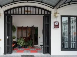 Chinoir Boutique Phuket Town