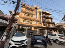 Hotel Oxygen La Vida-Noida Sector 18