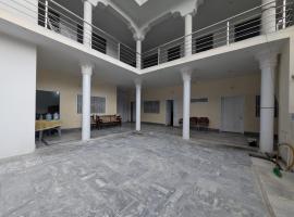 Siran View Lodge, מלון 