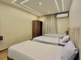 Pyramids fort & free pick up shuttle