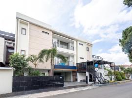 Rehat at Dago Sky Hotel, готель у Бандунгу