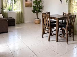 The Colored House, hotel a Chaguanas Village