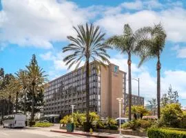 Clarion Hotel Anaheim Resort