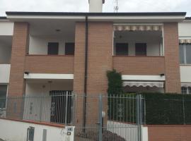 Hotel Photo: Meraville 71