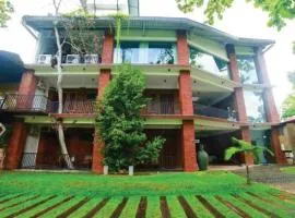 Airport City Leeads Hotel