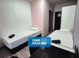 Hostel M, hotel in Maribor