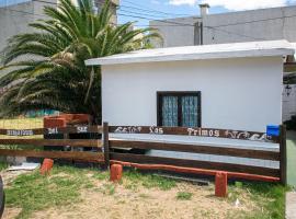 Bungalow los primos, Hotel in Piriápolis