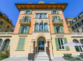 阿索托丽亚酒店