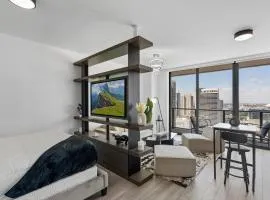 Luxury Studio Suite City Views downtown Miami bay