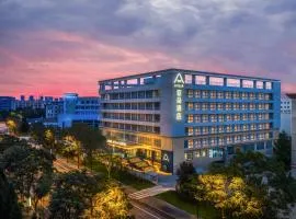 Atour Hotel Jinan High-tech Wanda Plaza Tiancheng Road