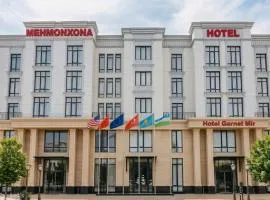 Garnet Mir Hotel