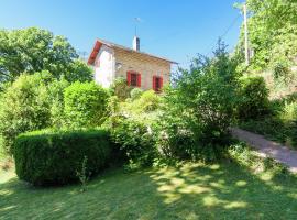 Фотография гостиницы: Sunlit House in Forest in Bussiere-Galant