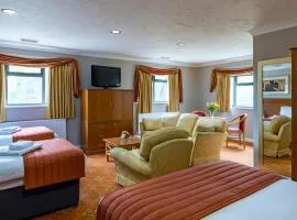 Lakeside International Hotel