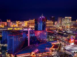 लास वेगास में, होटल Masquerade Tower at Rio Hotel & Casino