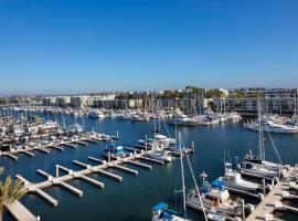 Viesnīca Vacation Apartments in Marina Del Rey Losandželosā