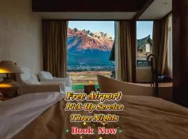 Lijiang Tennessee Moutain Lodge - A Luxury Farmstay with Jade Dragon Views-Baisha Village Branch-English Speaking Services & Breakfast