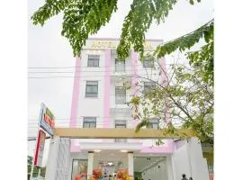 Hotel Tri Tôn