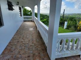 Hilltop at St Georges, hotel in Frederiksted