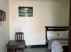 Sammie Suites, hotel a Mbarara