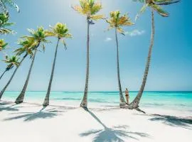 TROPICANA PALMS SUITES & STUDIOS playa LOS CORALES - wifi, bbq-grill, beach club & spa