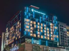 The Everly Lhesson Kuching