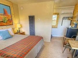 #2 Hózhó King Mokee Shared Kitchen, Pets Ok