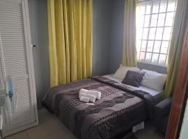 Suburban Nest, hotell i Roseau