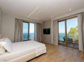 Navy Hotel, khách sạn ở Vlorë