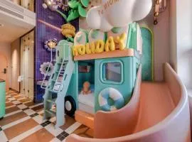 Miomi Family Amusement Hotel