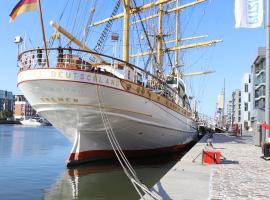 Schulschiff Deutschland Bremerhaven, hotel in Bremerhaven