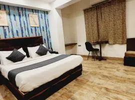 Hotel La Casa Near Delhi Airport Free Airport pickup And Drop
