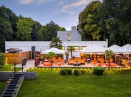 Sunday Hotel Bielefeld Johannisberg, хотел в Билефелд